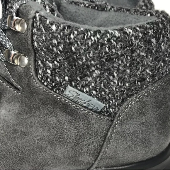 Skechers Synergy Cold Daze Ankle Boots - Picture 9 of 10